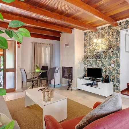 Fantastic House בית נופש פונטה דלגדה